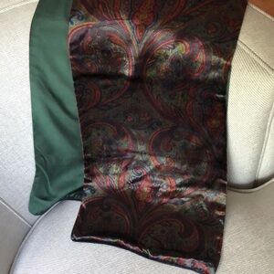 Fashionable Polo by Ralph Lauren Double layered Paisley pattern scarf. Italy